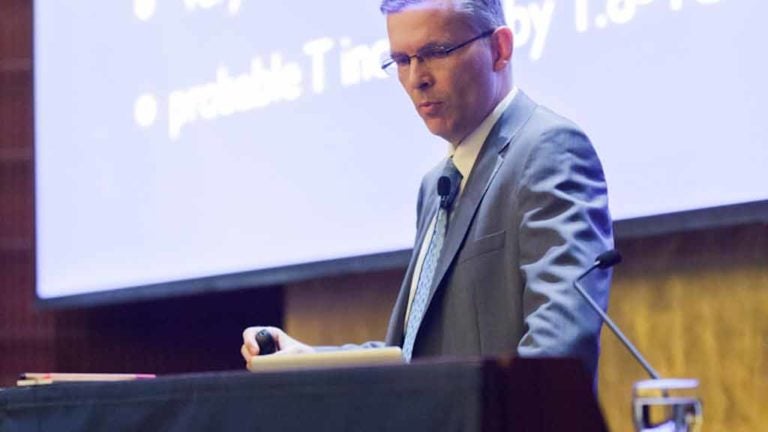 Georgetown SFS-Q Hosts Lecture on Global Warming