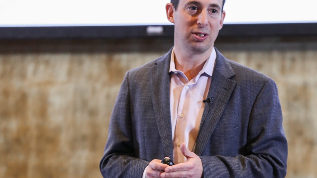 Alone but not Lonely: Acclaimed Author Explains New Trend to Georgetown Audience in Qatar