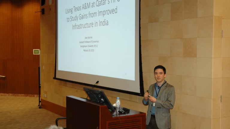 Georgetown University faculty presentation on high performance computing infrastructure