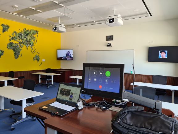 GU-Q Seminar Room