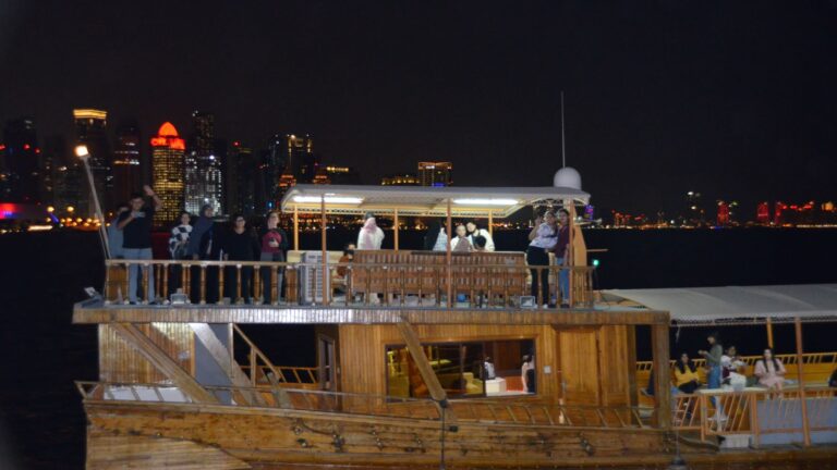 Hoyas Create Connections on a Georgetown Leadership Track Doha by Dhow Adventure 