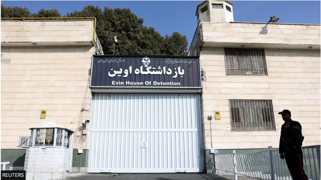 Iran prisoner swap: US citizens freed in $6bn deal