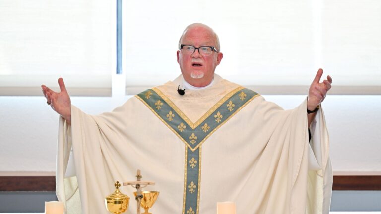 “Like Coming Home”: Fr. Ryan Maher on Being the First Jesuit Assigned to Qatar, and His Return 20 Years Later